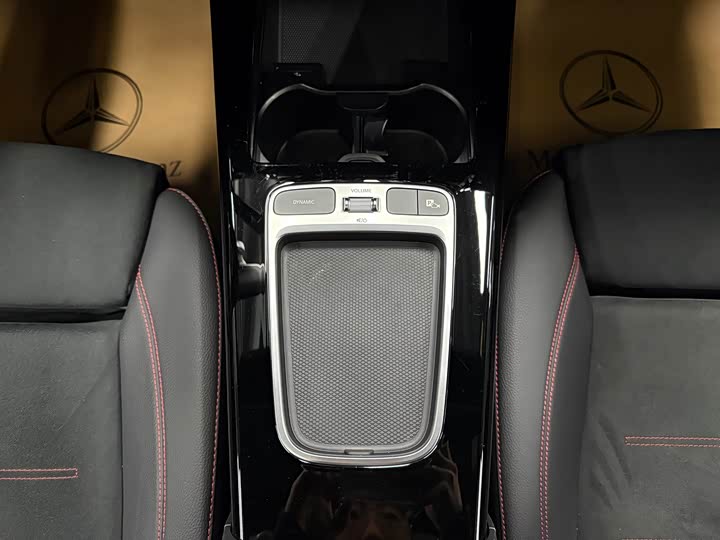 Фото 6 - Mercedes-Benz CLA-Class