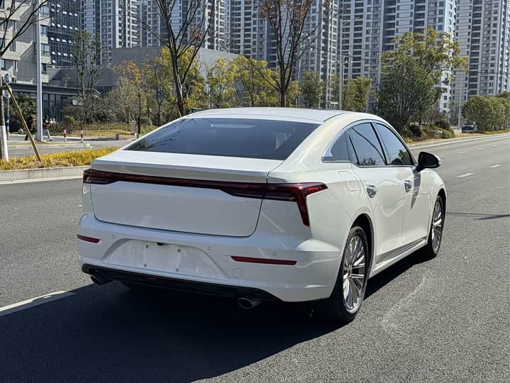 Фото 4 - Bestune B70