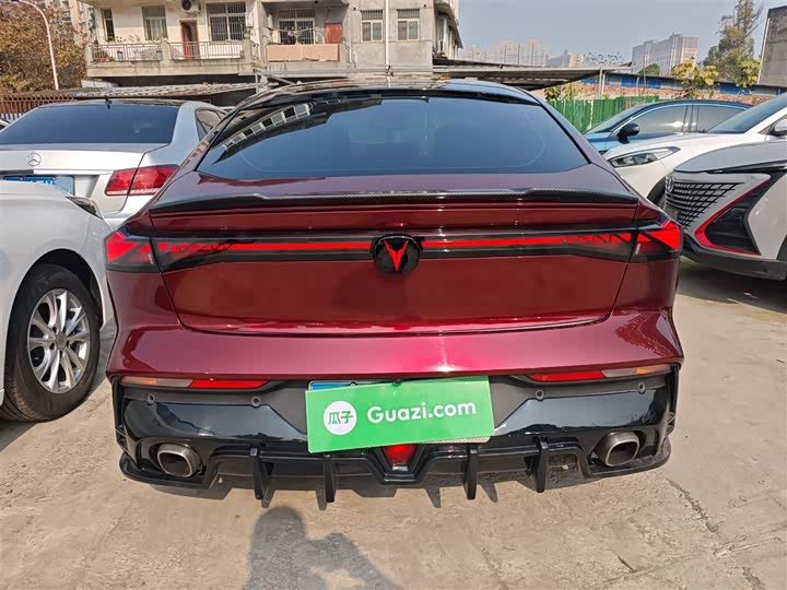 Фото 6 - Changan UNI-V