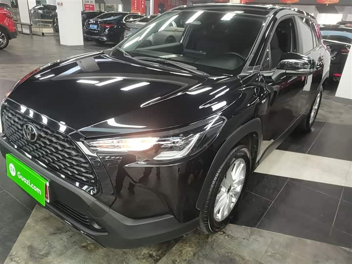 Фото 2 - Toyota Corolla Cross