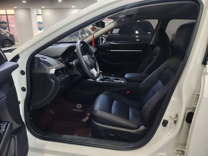 Фото 6 - Nissan Teana