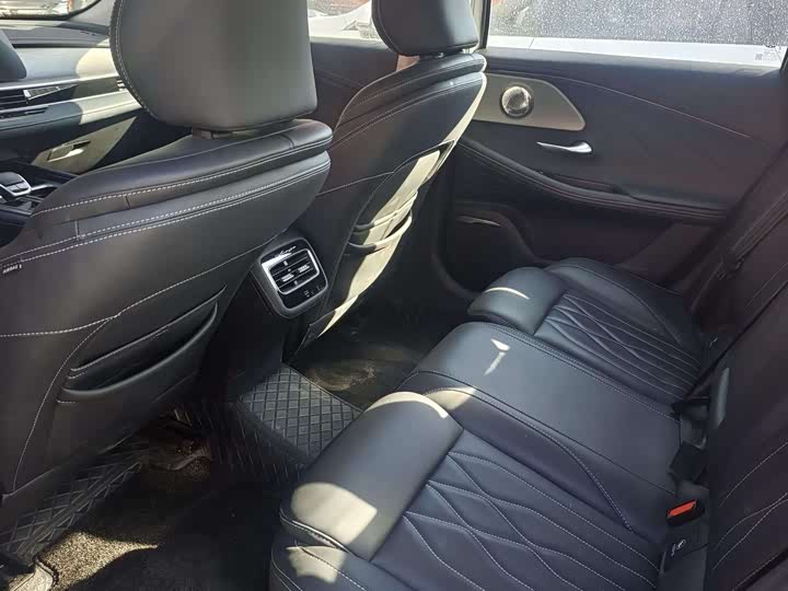 Фото 8 - Chery Arrizo 8