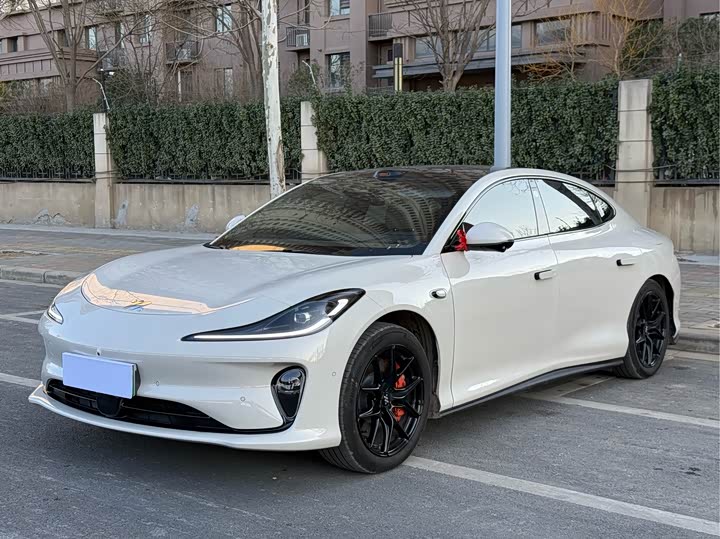 Фото 1 - IM motors L6