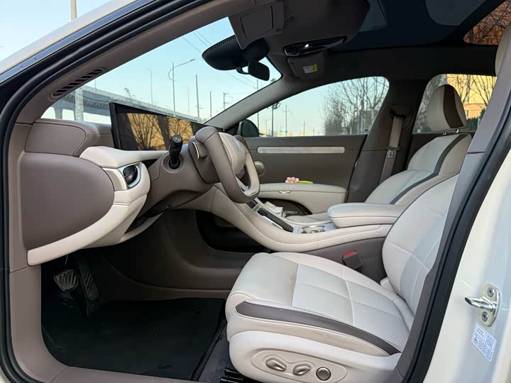 Фото 4 - IM motors L6