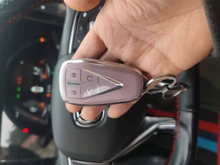 Фото 9 - Changan CS75 Plus