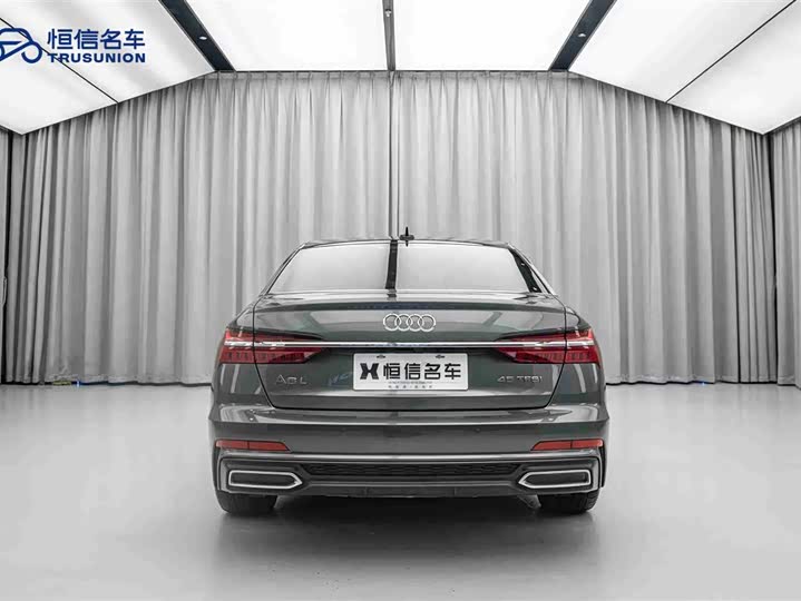 Фото 6 - Audi A6L