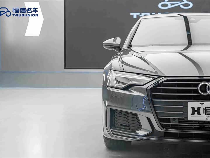 Фото 8 - Audi A6L