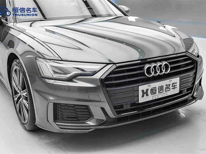 Фото 9 - Audi A6L