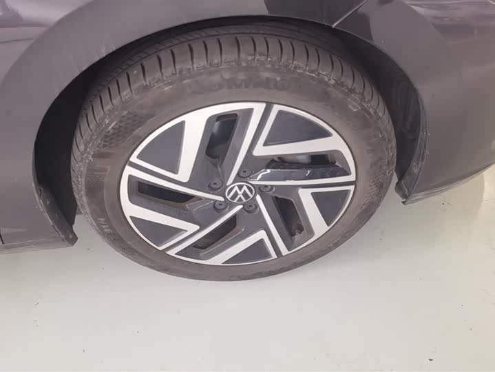 Фото 6 - Volkswagen Sagitar L