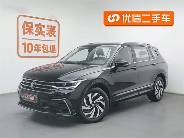 Фото 1 - Volkswagen Tiguan L Pro