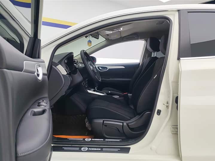 Фото 9 - Nissan Sylphy