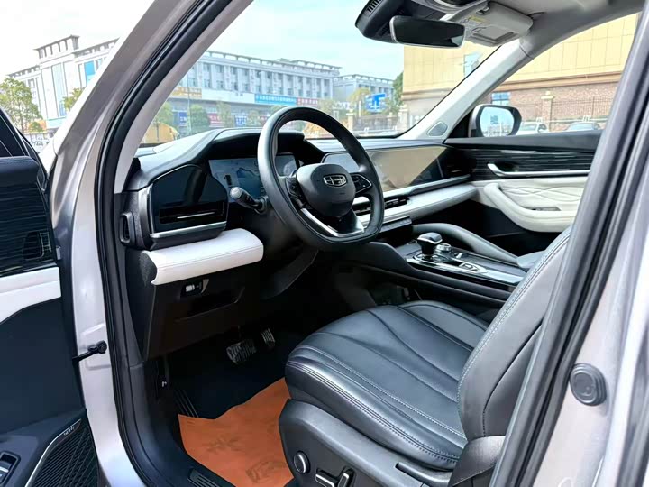 Фото 4 - Geely Monjaro