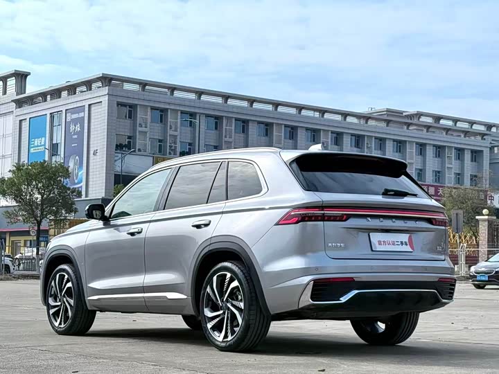 Фото 7 - Geely Monjaro