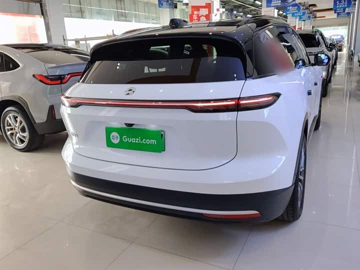 Фото 6 - Nio ES6