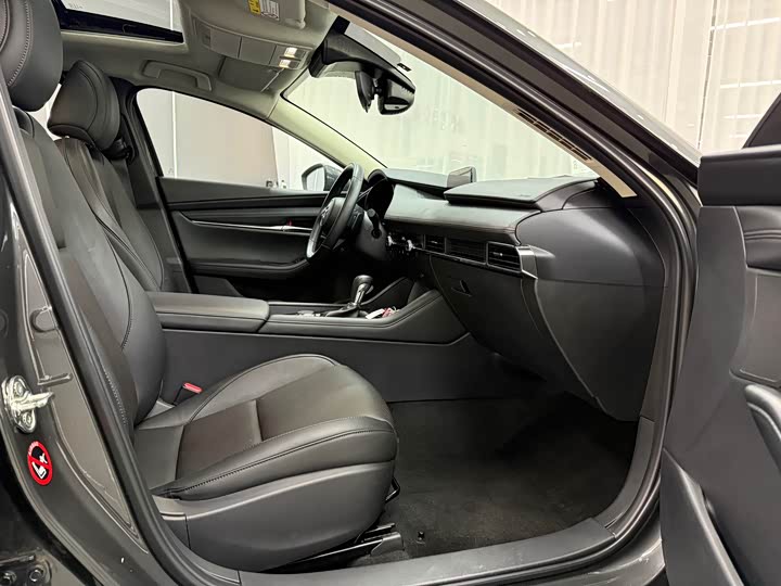 Фото 8 - Mazda 3 (Axela)