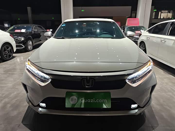 Фото 3 - Honda Inspire