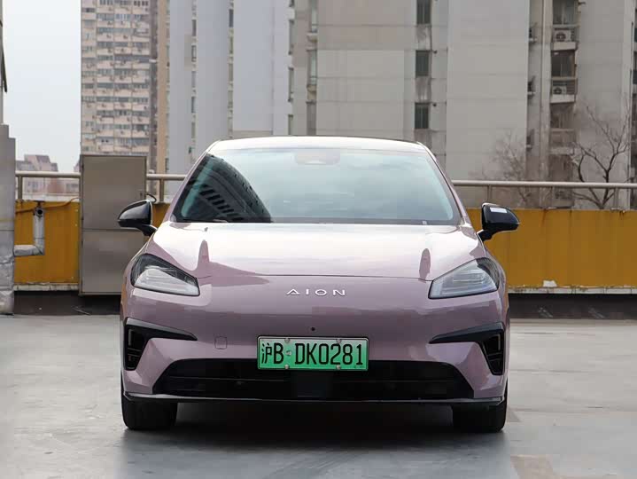 Фото 2 - GAC Aion RT