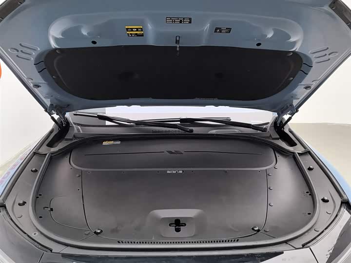 Фото 6 - LiXiang One