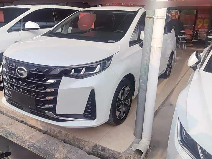 Фото 1 - GAC Trumpchi M6