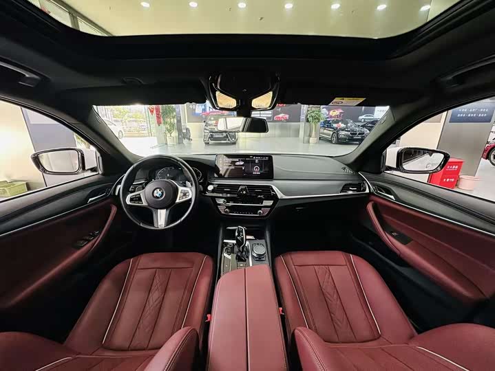 Фото 4 - BMW 5 Series