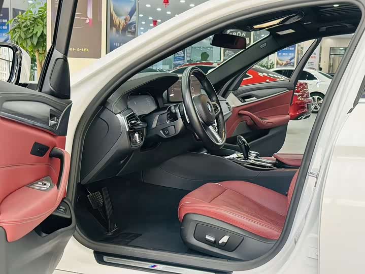 Фото 5 - BMW 5 Series