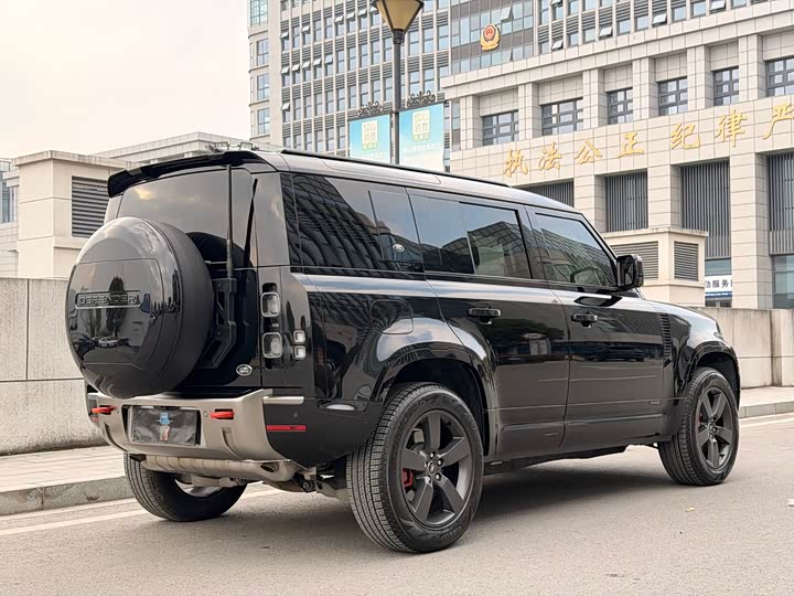 Фото 4 - Land Rover Defender