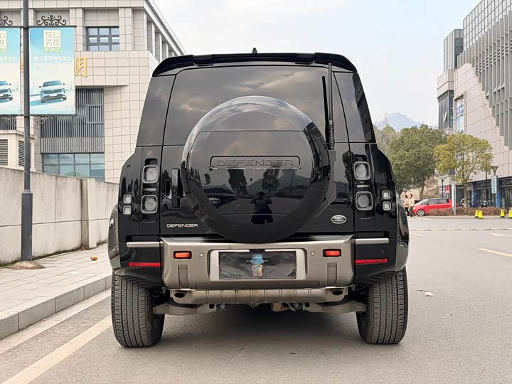 Фото 5 - Land Rover Defender