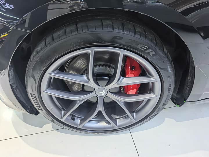 Фото 5 - Tesla Model 3