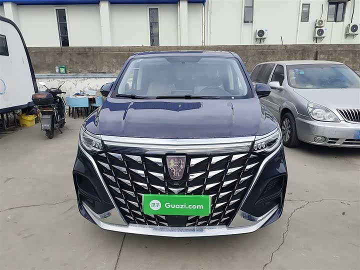 Фото 3 - Roewe iMax 8 EV