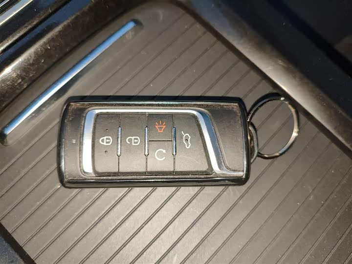 Фото 9 - GAC Trumpchi M6