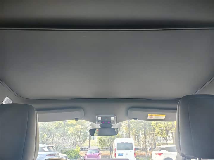 Фото 9 - Nio Onvo L60