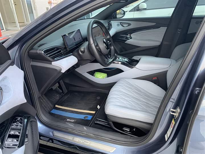 Фото 4 - BYD Seal