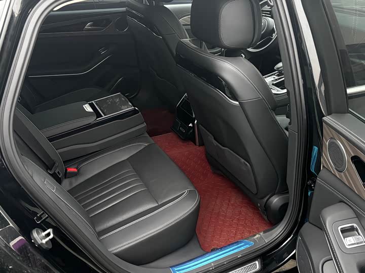 Фото 4 - Hongqi H9