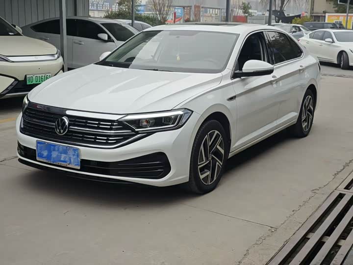 Фото 1 - Volkswagen Sagitar L