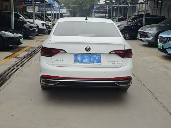 Фото 8 - Volkswagen Sagitar L