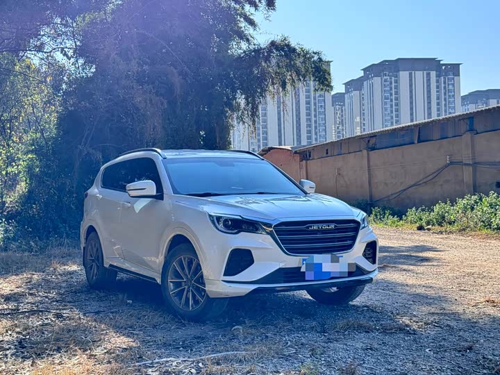 Фото 3 - Jetour X70