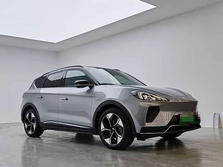 Фото 3 - BAIC Arcfox Alpha T