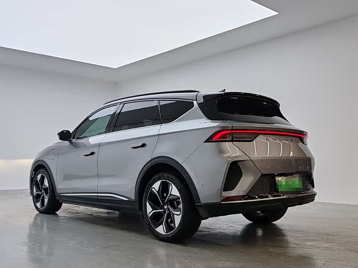 Фото 4 - BAIC Arcfox Alpha T