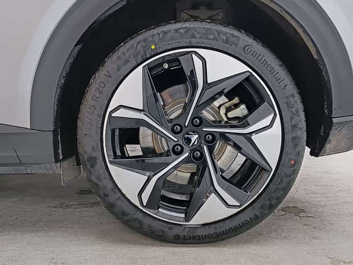 Фото 7 - BAIC Arcfox Alpha T