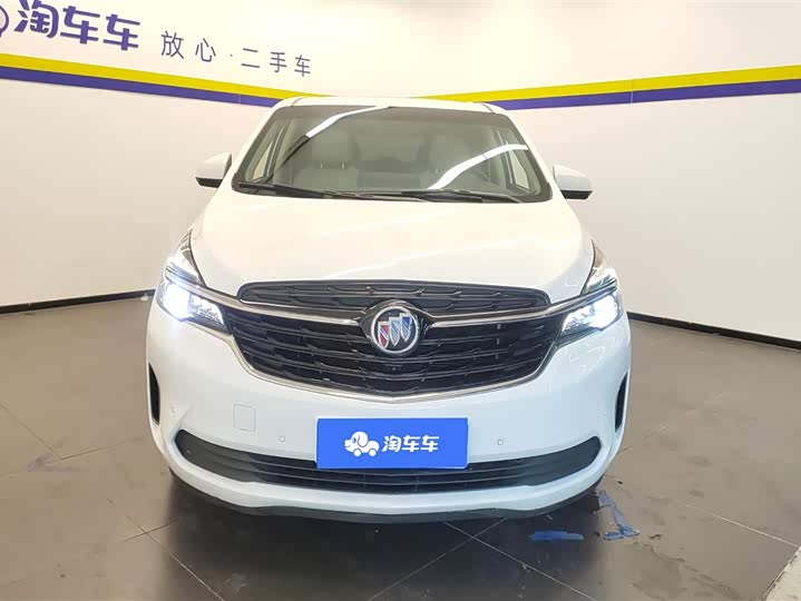 Фото 2 - Buick GL8 ES