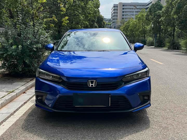 Фото 2 - Honda Civic