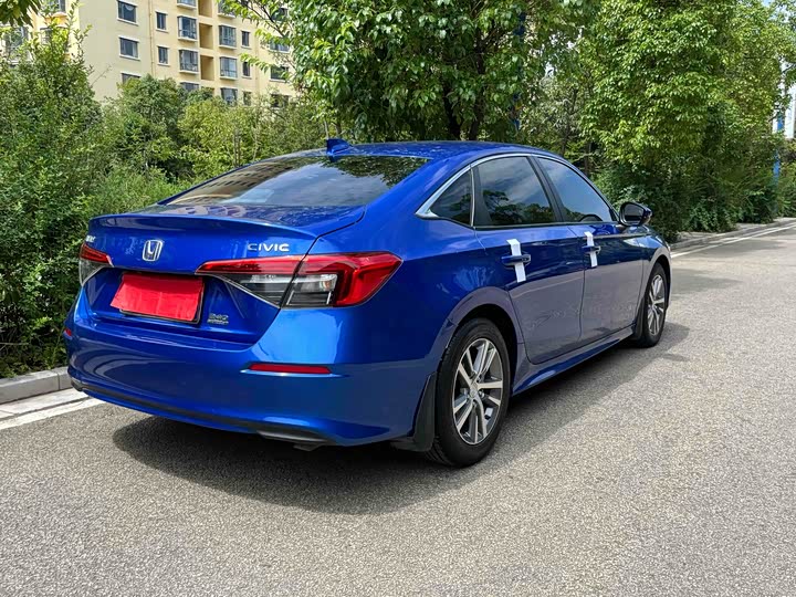 Фото 7 - Honda Civic