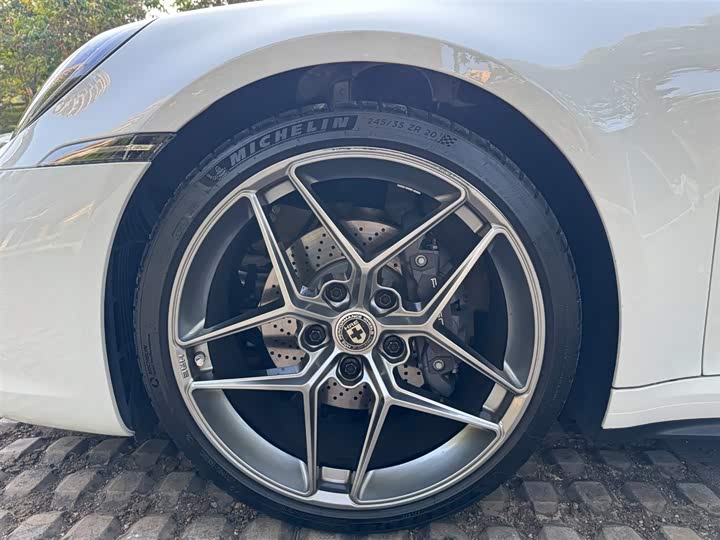 Фото 3 - Porsche 911