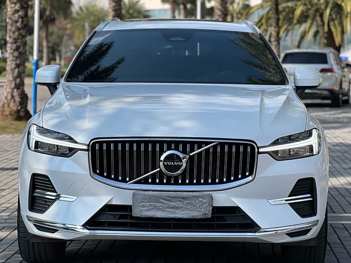 Фото 2 - Volvo XC60