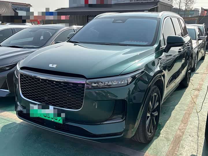 Фото 1 - LiXiang One