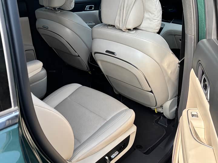 Фото 6 - LiXiang One