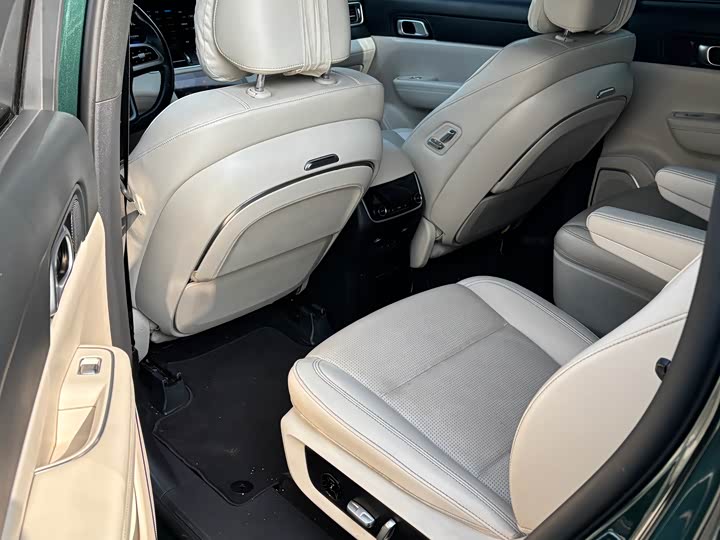 Фото 9 - LiXiang One