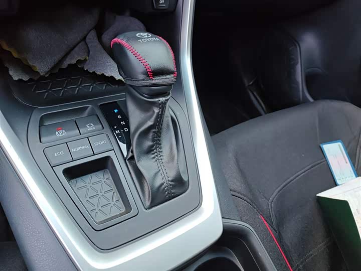 Фото 7 - Toyota Wildlander