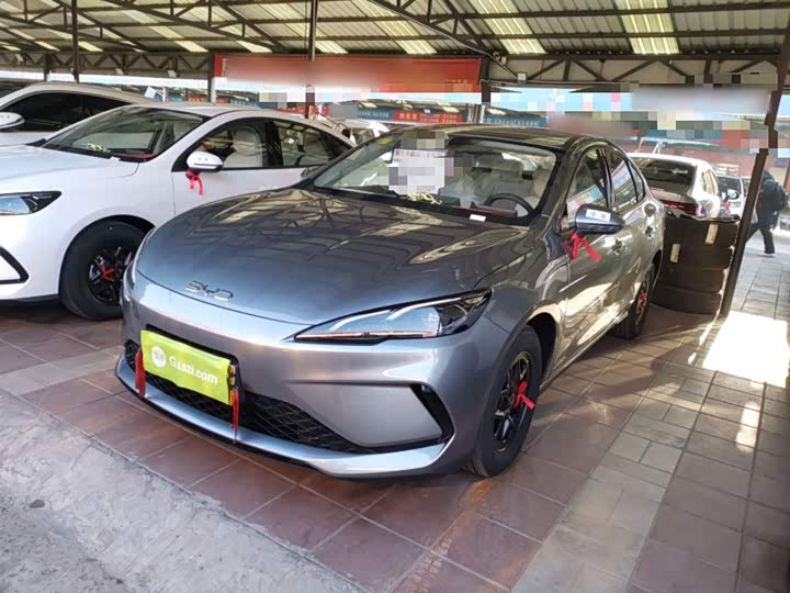 Фото 2 - BYD Seal 05 DM-i Hybrid