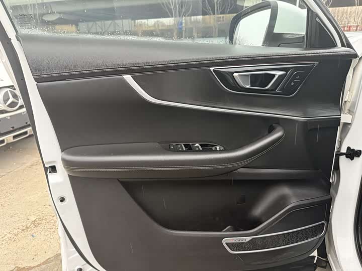 Фото 3 - Chery Tiggo 8